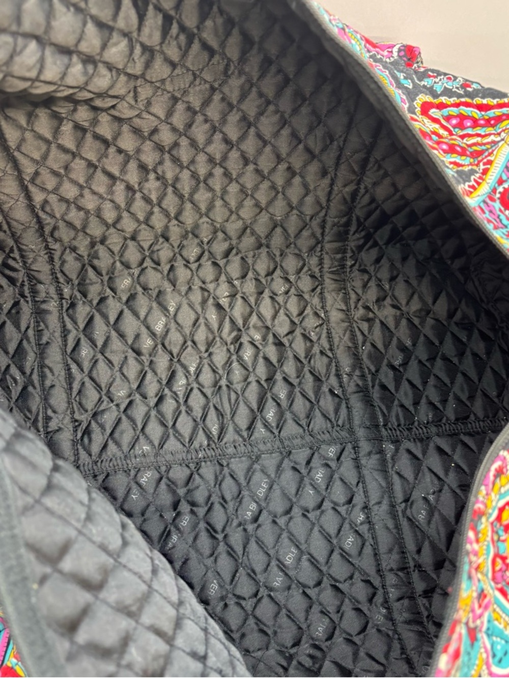 Vera Bradley Quilted Weekend Travel Duffle Bag~ Retired Parisian Paisley Print - Picture 6 of 9